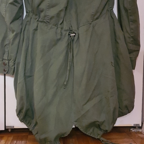 YesStyle olive jacket with detachable inner lining - Picture 5 of 7